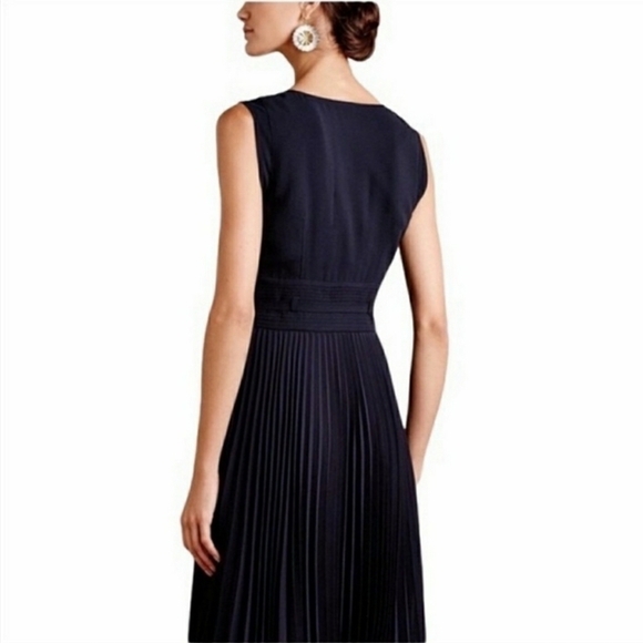 ANTHROPOLOGIE LEIFSDOTTIR Pleated Merle Dress, Color Navy Blue, Size 10P - Picture 2 of 14